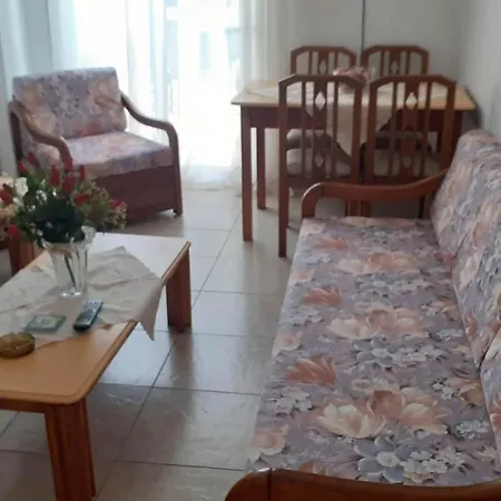 بيت للعطل Eirinis Órmos Prínou