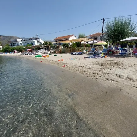 بيت للعطل Eirinis Órmos Prínou