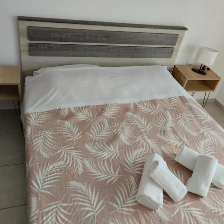 Eirinis بيت للعطل