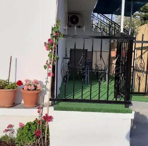 度假居 Eirinis Órmos Prínou