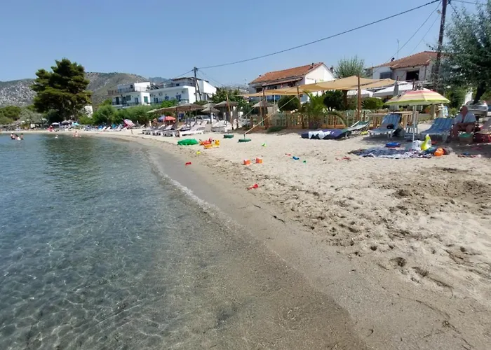 Eirinis Órmos Prínou